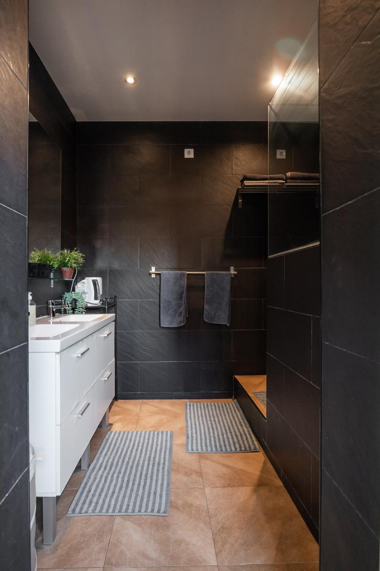 Denis Salva Montjuic Apartamento